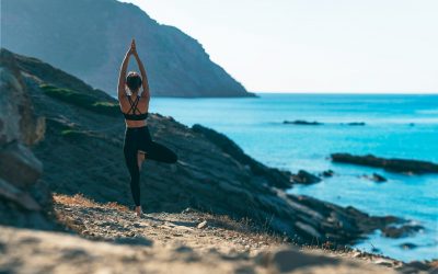 Yoga en Menorca: conecta con la naturaleza y contigo misma