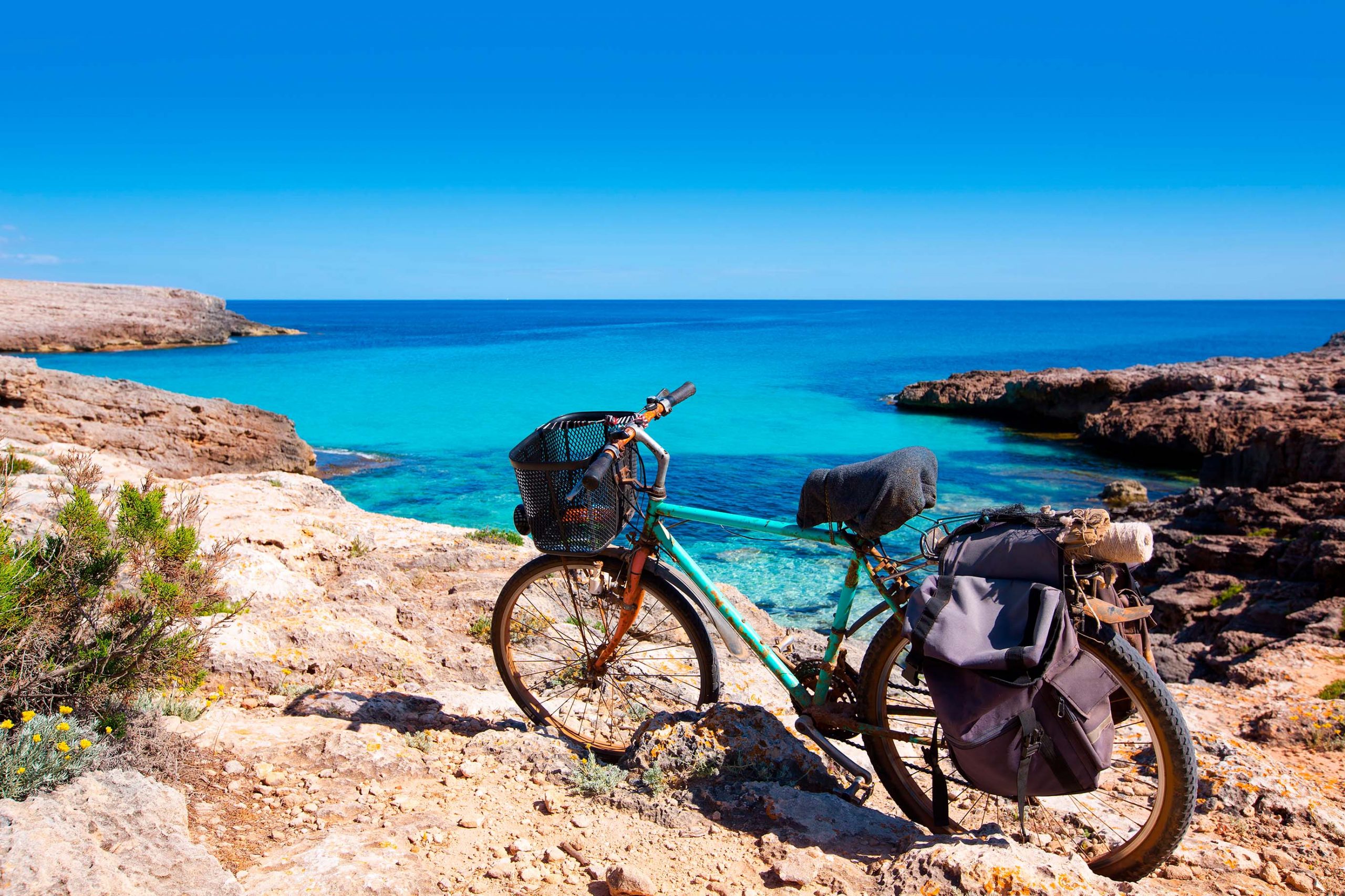Rutas en Bicicleta Menorca: Guía de Cicloturismo y BTT